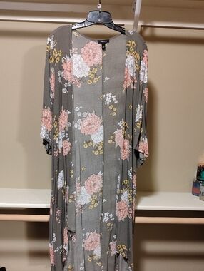 torrid Olive Floral Open-Front Duster with Pink & White Blooms